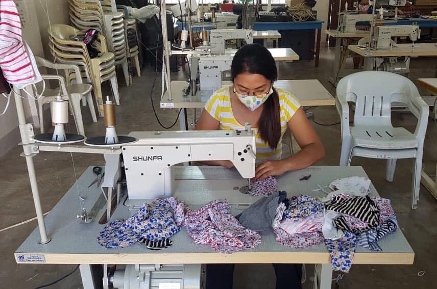 DTI R2 collaborates with MSMEs to produce washable facemasks for Frontliners